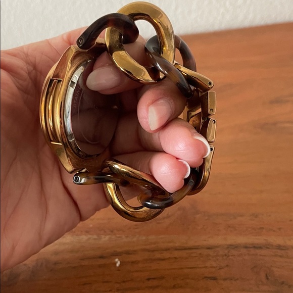 Michael Kors Women’s Brown Chain-Link Watch Small Wrist - Picture 2 of 4